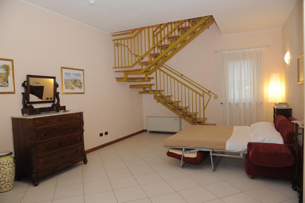 Plazza Hotel Porcari