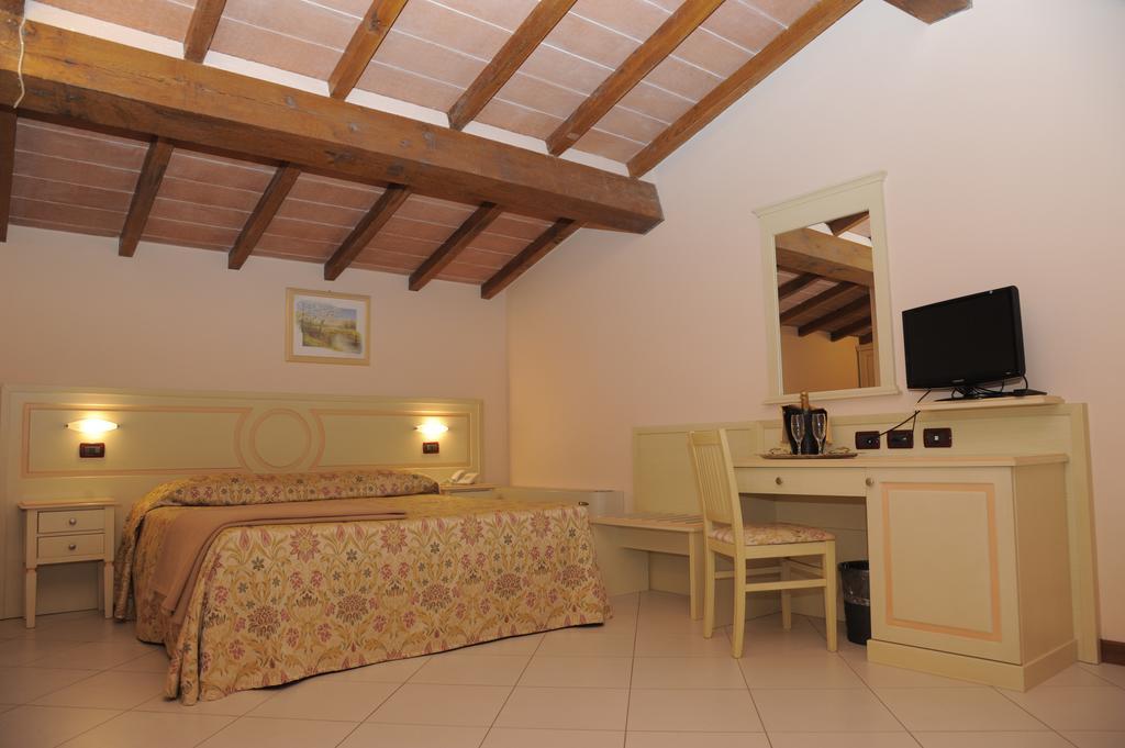 Plazza 3* Porcari