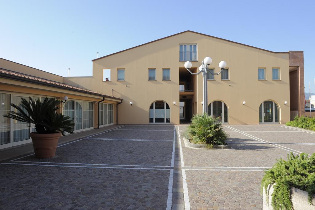Hotel Plazza 3*