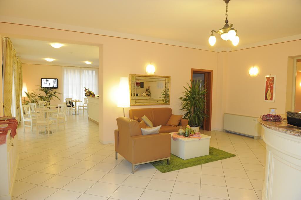 Plazza Hotel