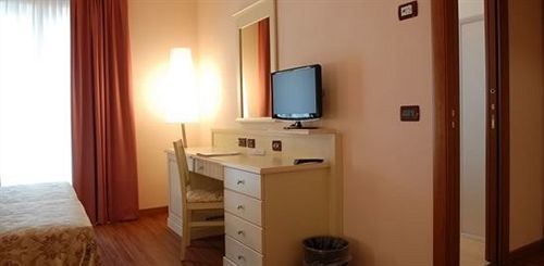 Hotel Plazza Porcari